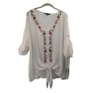 Zac & Rachel White Blouse with Floral Embroidery